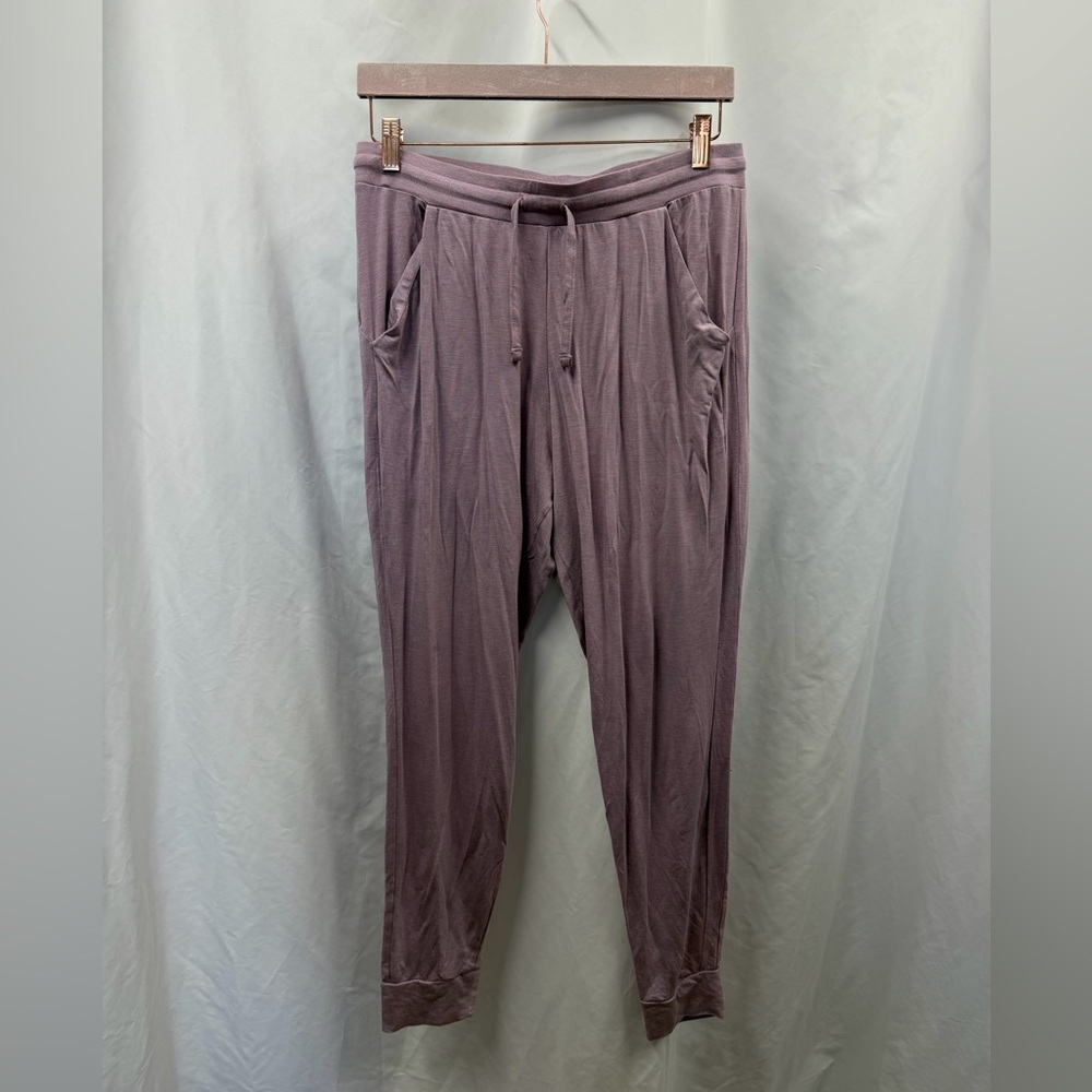 Tommy John light purple second skin joggers size M